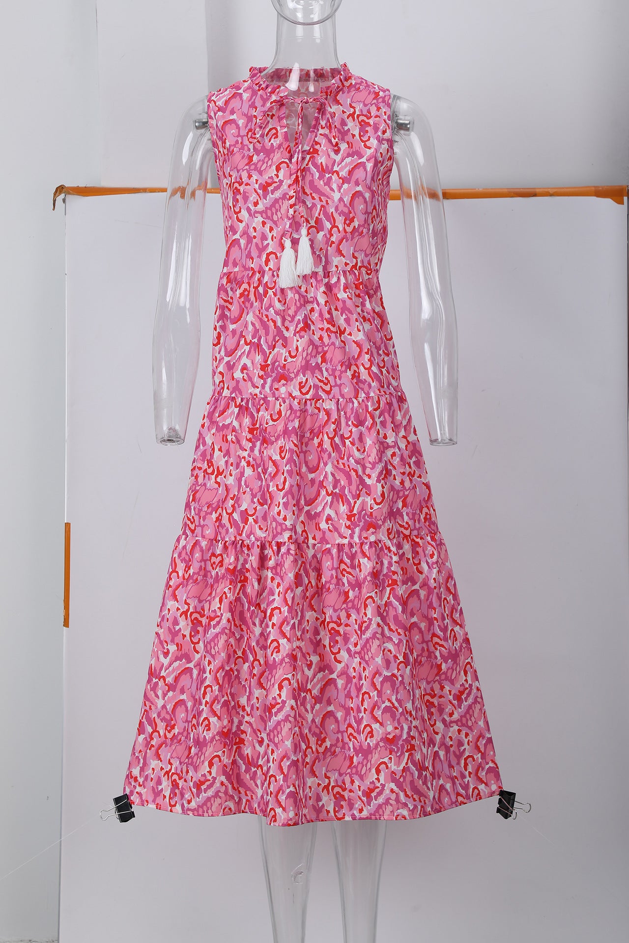 Sleeveless V-neck printed dress