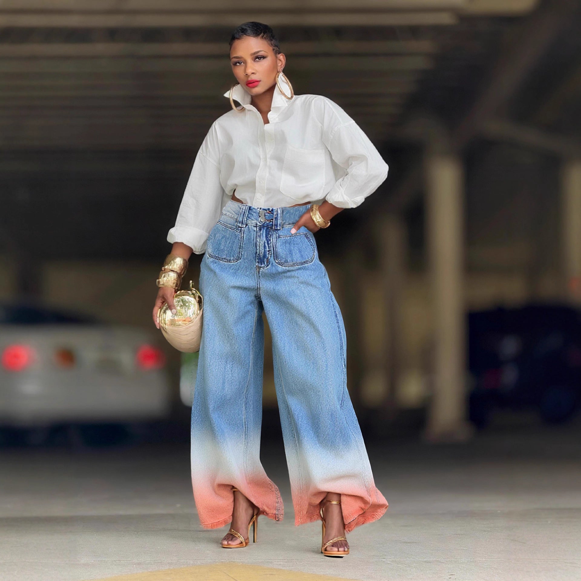 Gradient Color High-Waisted Jeans with Front Patch Pocket Design