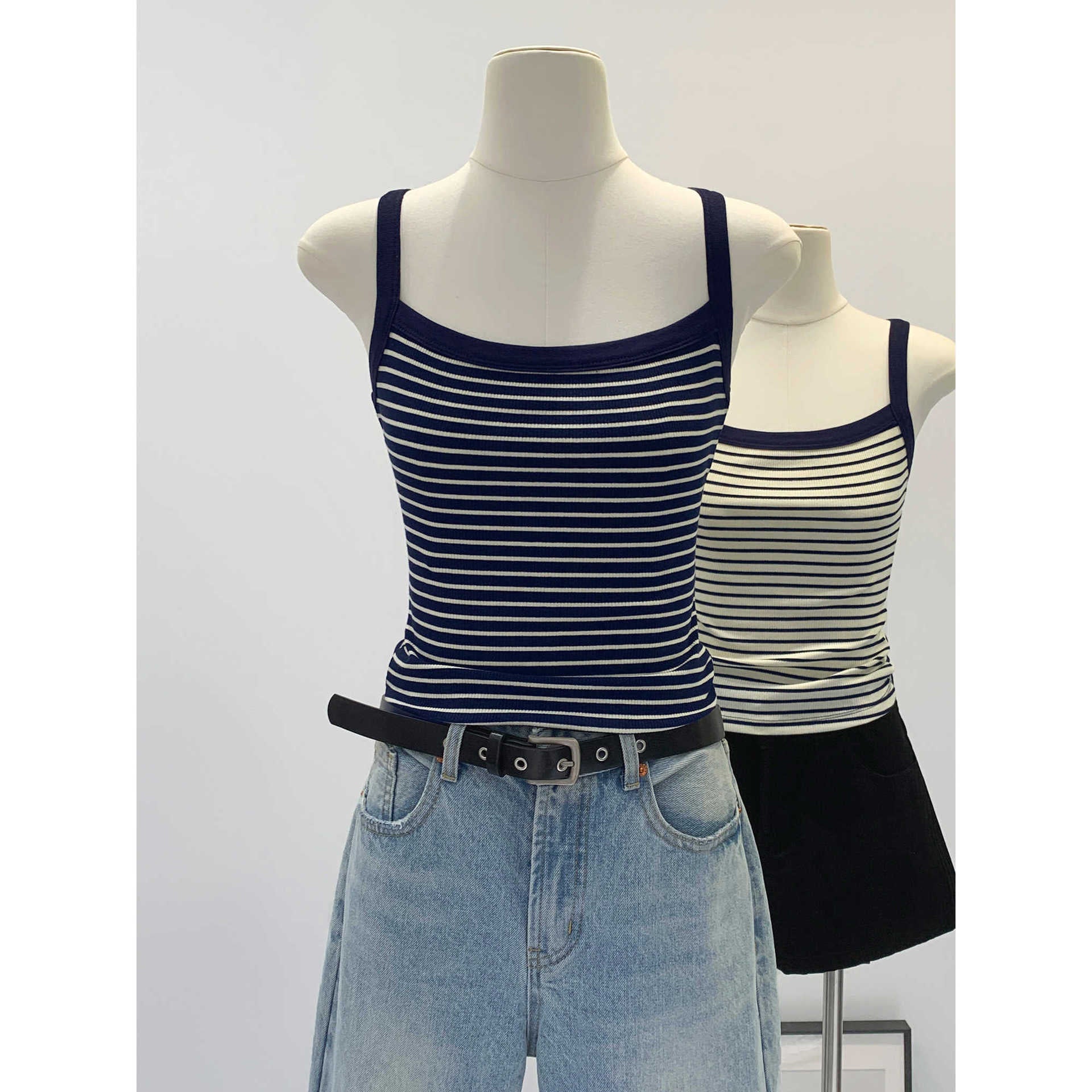 Fitted Crop Tank Top for Women