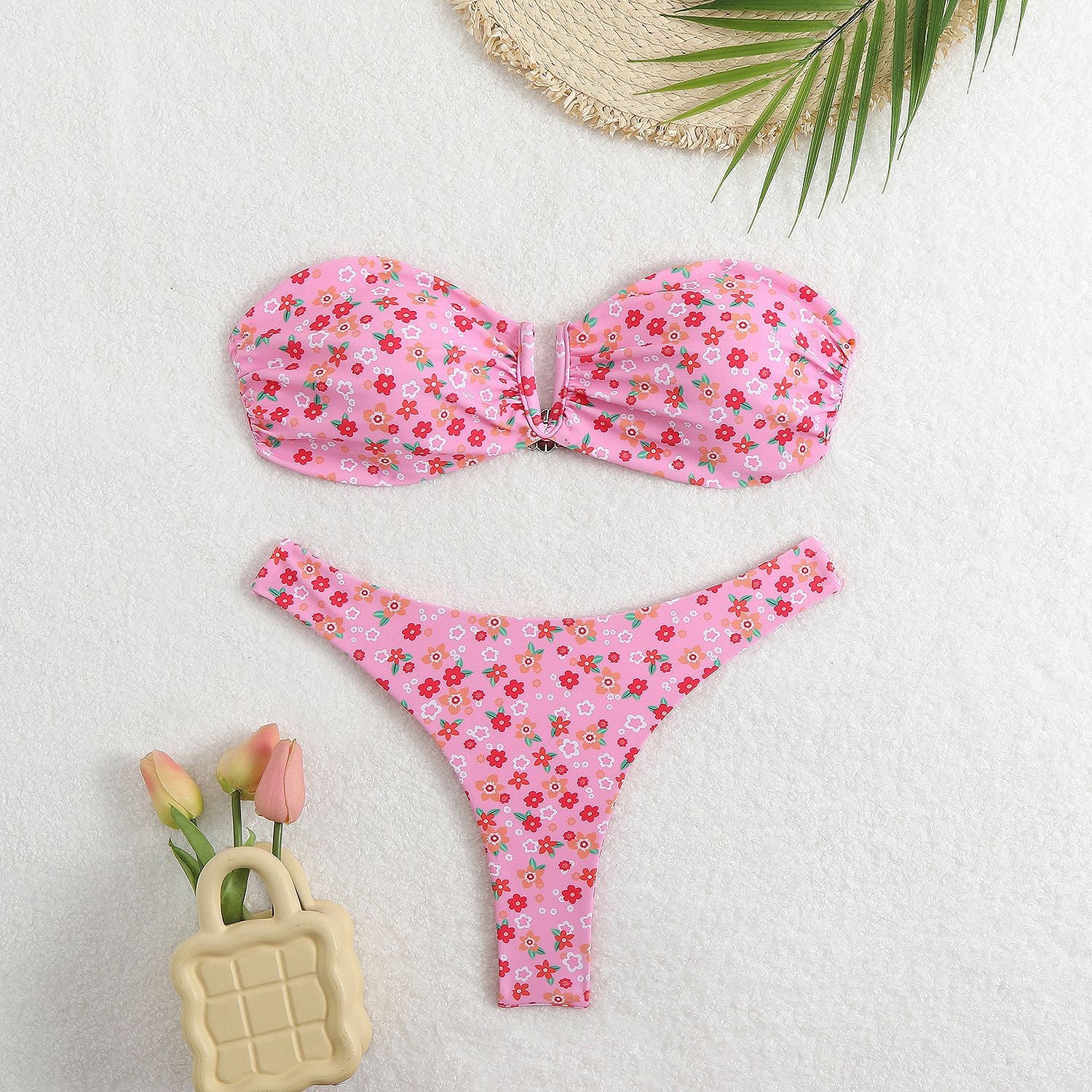 V-neck thong printed bikini