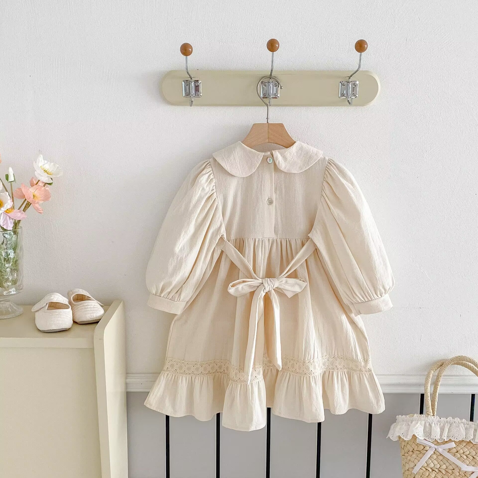 Girl's doll collar bow dress