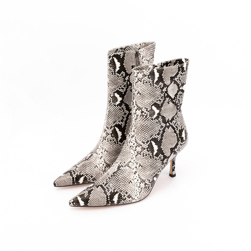 New Fashion Snakeskin Side Zipper Pointed Thin Heel High Heel Shoes Short Boots Large Boots Fashion Women's Boots