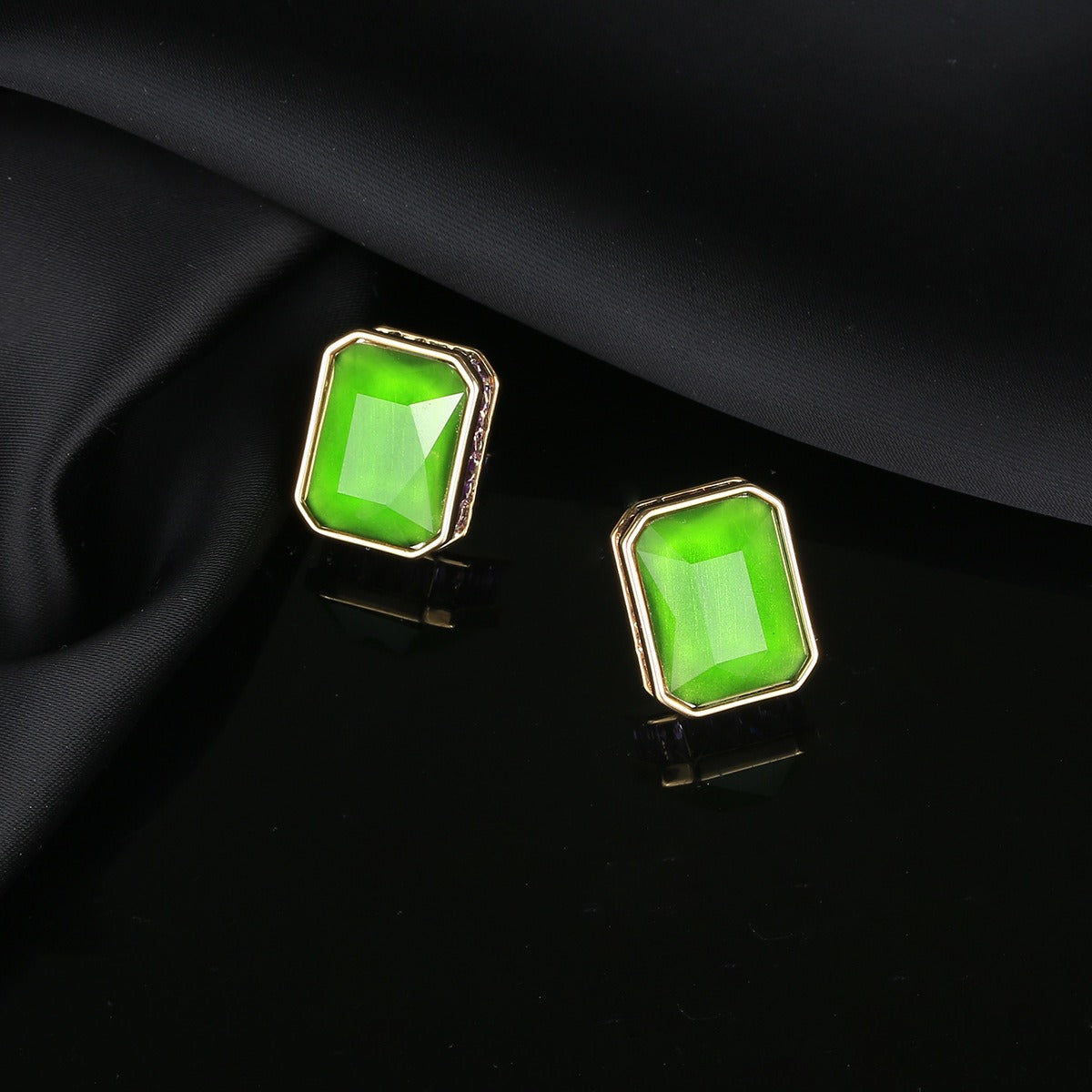 Gemstone inlaid zircon earrings three-dimensional geometric earrings