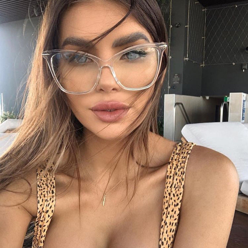 New Ladies Large Frame Cat Eye Flat Glasses Fashion Trend Round Face Glasses