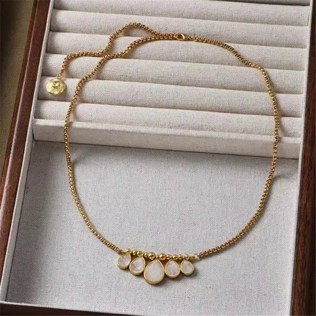 Retro Natural Stone Crystal Open Bracelet Gold Color Heavy Metal Bangels for Women Brass Jewelry New Europe America Gifts