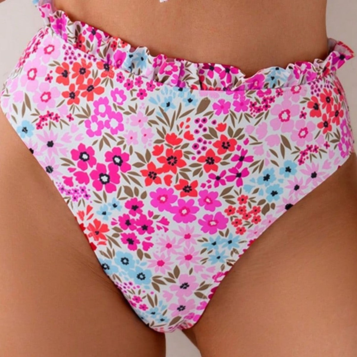 Lace strap three-point swimsuit top bikini