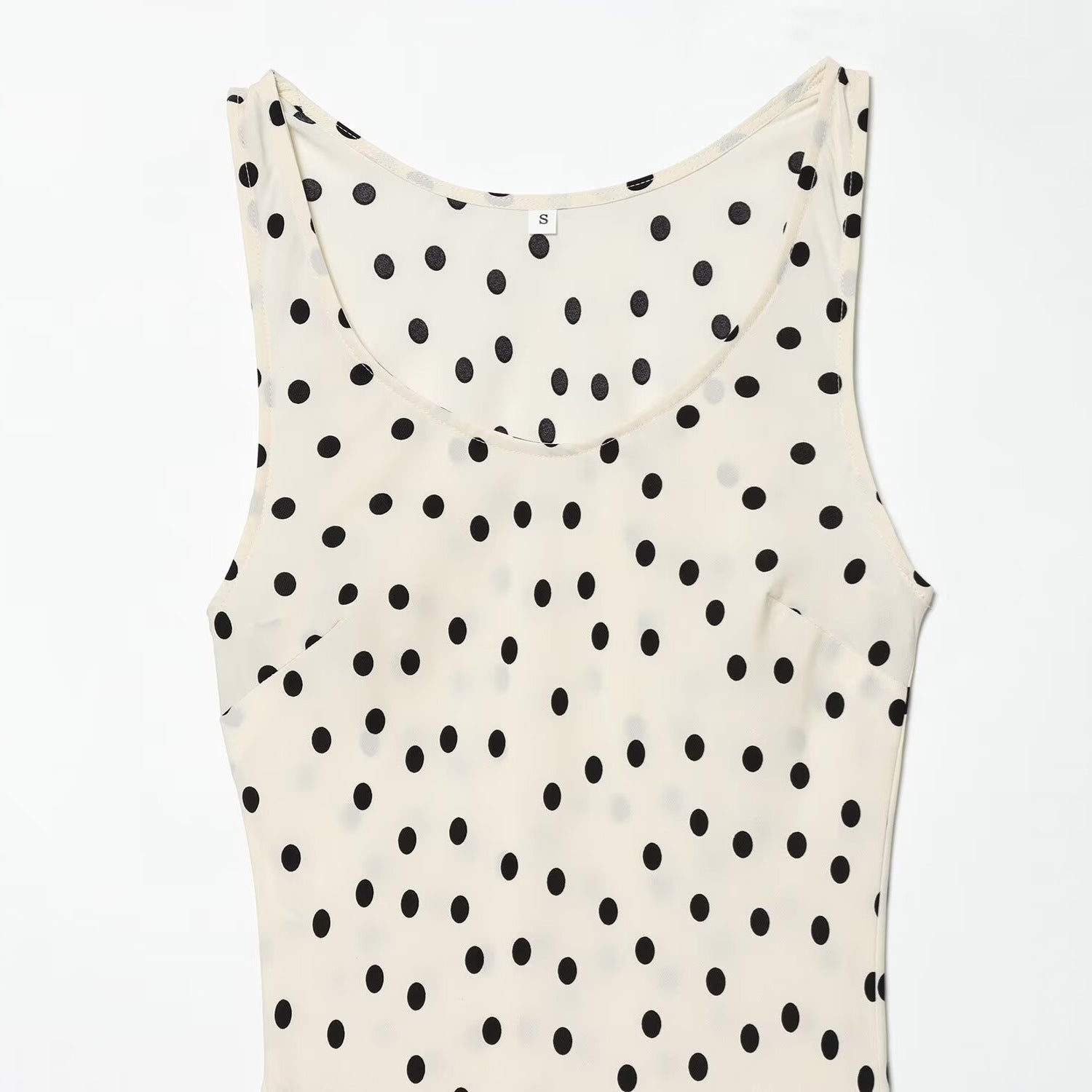 Slim fit polka dot slim shoulder strap pleated dress