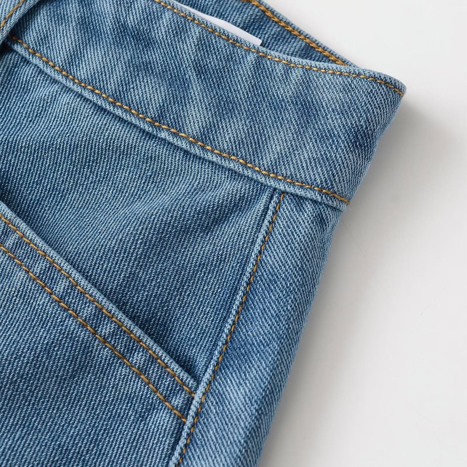 Spicy girl wide pleated and fringed denim shorts