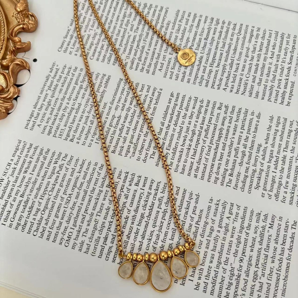 Retro Natural Stone Crystal Open Bracelet Gold Color Heavy Metal Bangels for Women Brass Jewelry New Europe America Gifts