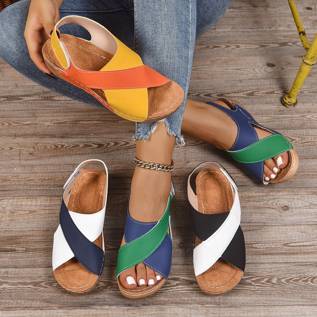 Hollow cross strap sandals