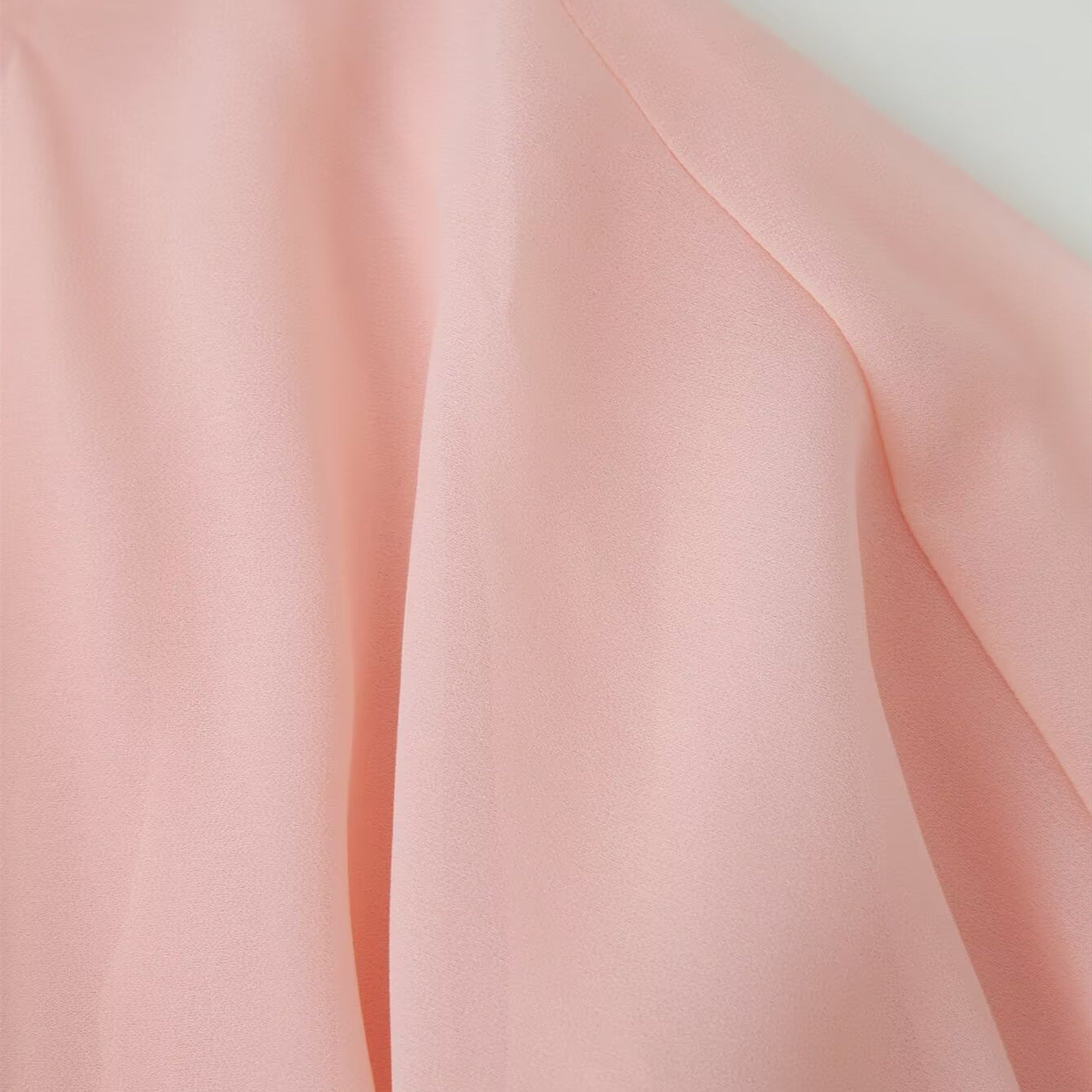 Commuting style loose and elegant long sleeved shawl dress