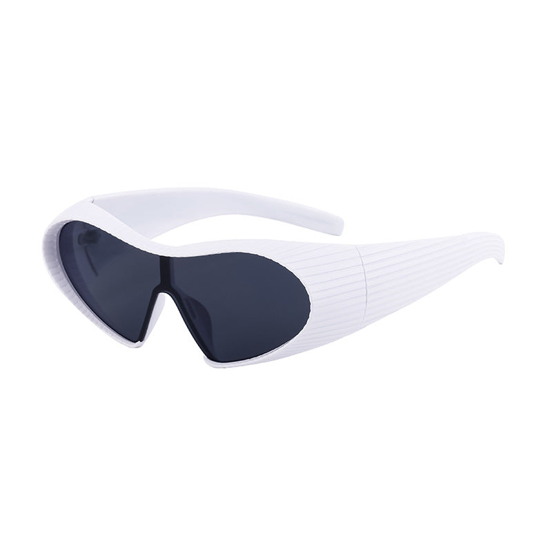 Oversized Cat Eye Punk One-Piece Futuristic Sunglasses Women Sun Glasses For Ladies Retro