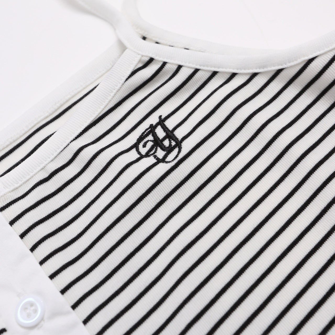Embroidered Tank Top for Women, Lace Trimmed Hem, Fitted Slimming Inner Wear Sleeveless Top