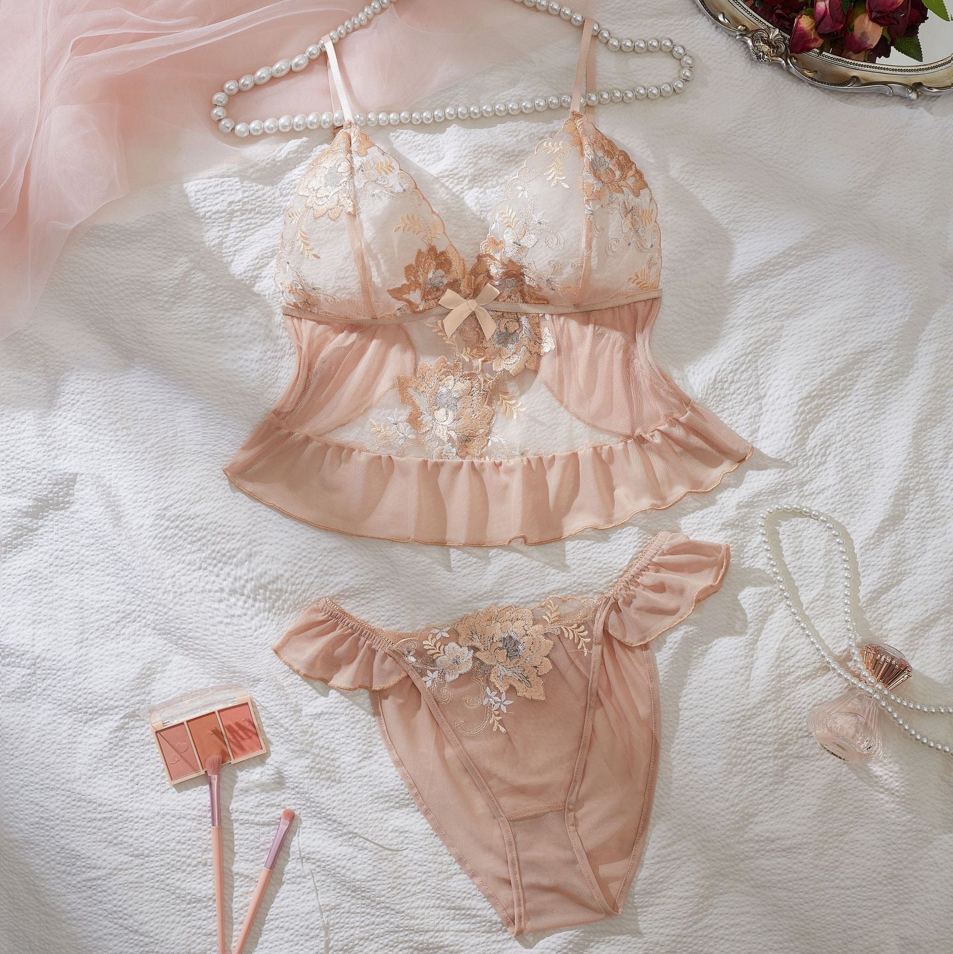 Lace soft cup camisole lingerie set