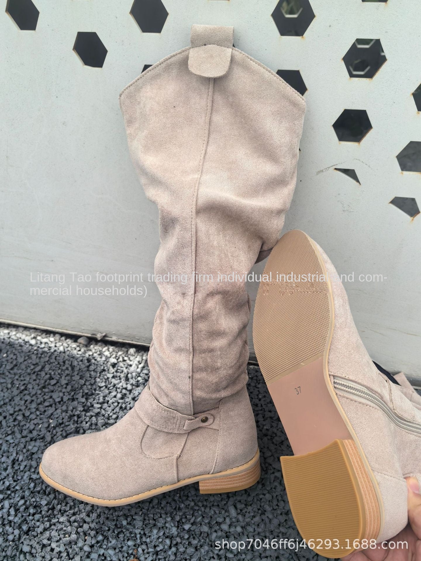 Low heeled side zipper oversized suede high top women's boots