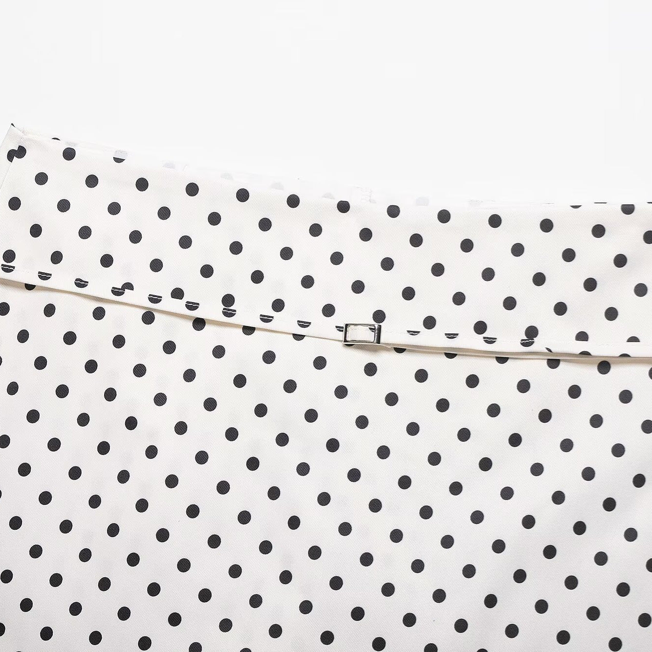 Spicy girl with belt polka dot versatile skirt pants