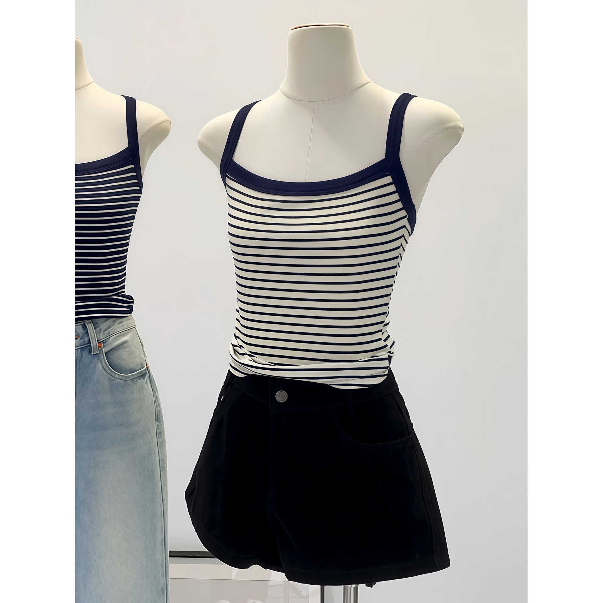 Fitted Crop Tank Top for Women