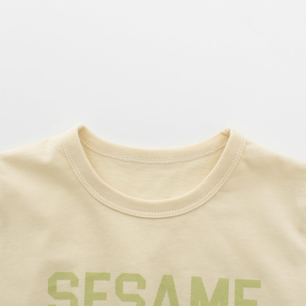 Round Neck Letter Print Short Sleeve T-Shirt