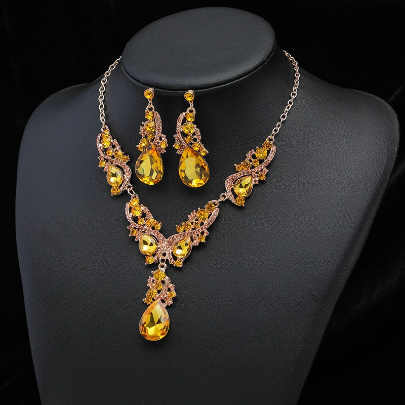 New Exaggerated Style Necklace Earrings Two Piece Set Vintage Alloy Electroplating