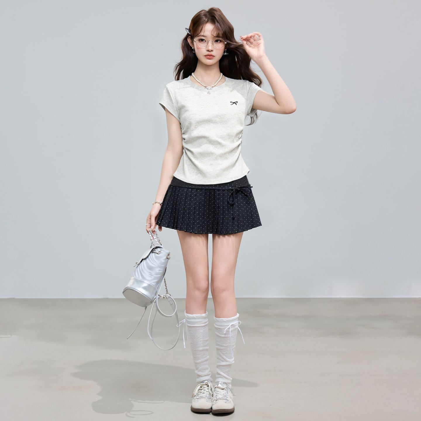 Round Neck Short Sleeve Inner Top Regular Shoulder Women's T-Shirt Fitted Upper Wear