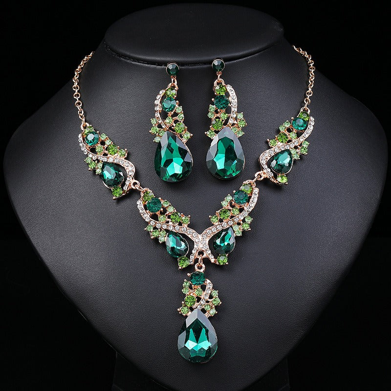 New Exaggerated Style Necklace Earrings Two Piece Set Vintage Alloy Electroplating