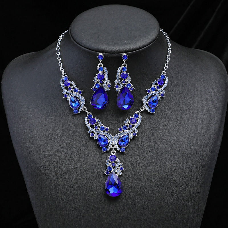 New Exaggerated Style Necklace Earrings Two Piece Set Vintage Alloy Electroplating