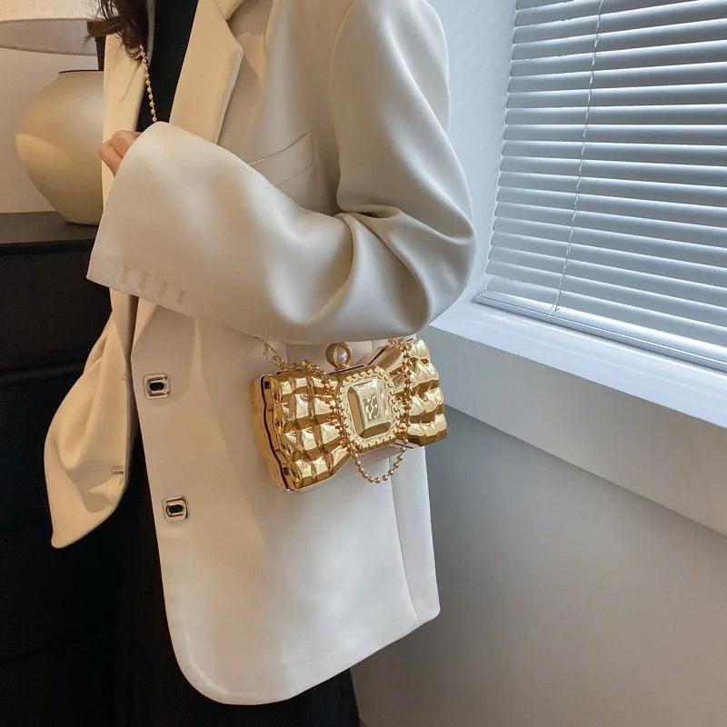 Luxury Acrylic Pvc Bow Shaped Lipstick Bag Creative Personality Mini Small Bag Fashion Metal Chain Crossbody Bag For Women