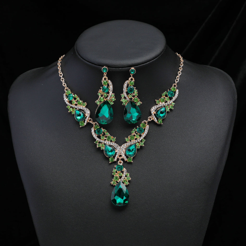 New Exaggerated Style Necklace Earrings Two Piece Set Vintage Alloy Electroplating