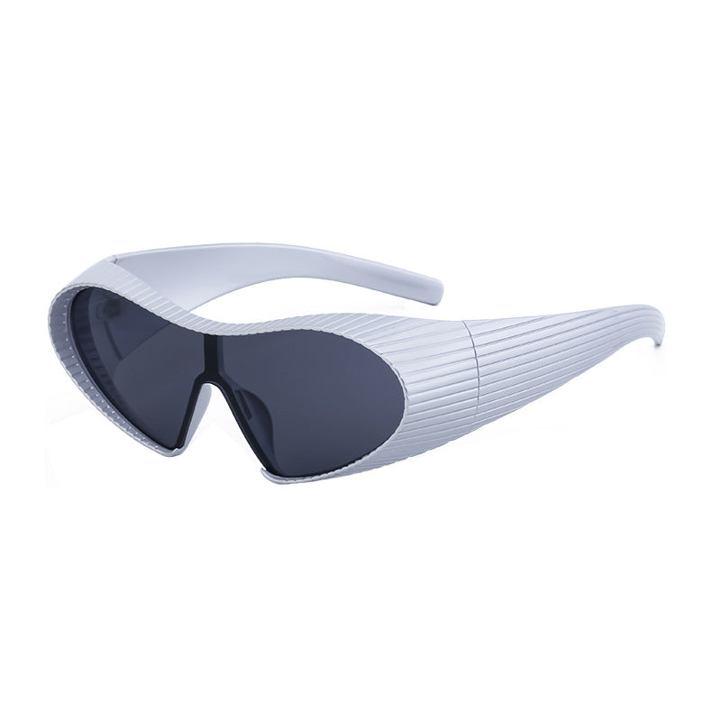 Oversized Cat Eye Punk One-Piece Futuristic Sunglasses Women Sun Glasses For Ladies Retro