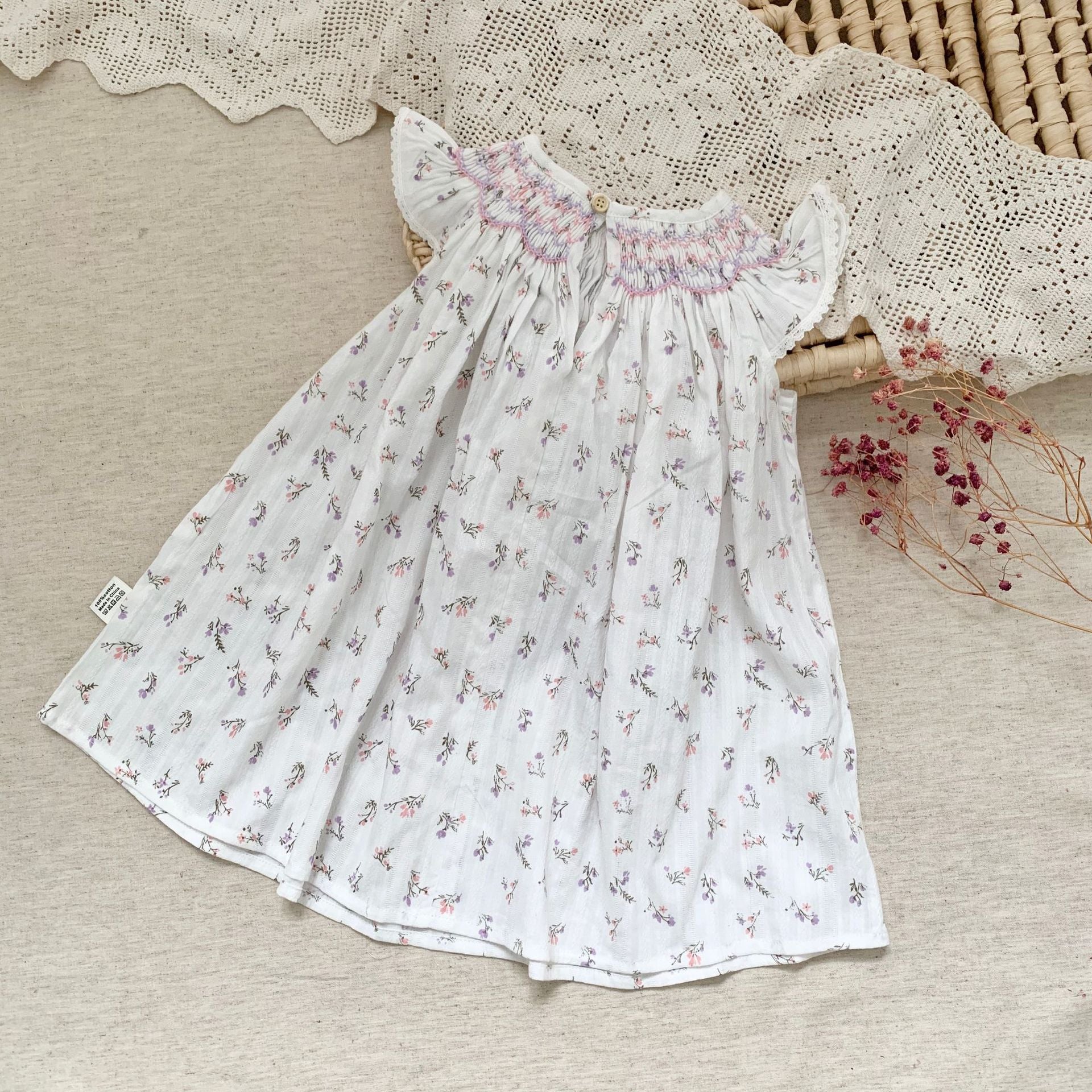 Lace ruffled girls' sleeveless dress