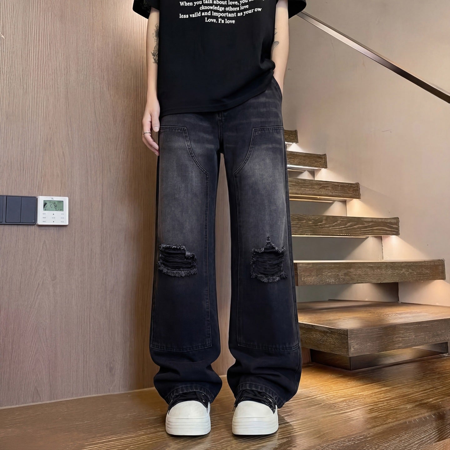 Ripped Denim Pants Men Washed Design Clean Fit Straight Leg Wide Leg Long Pants
