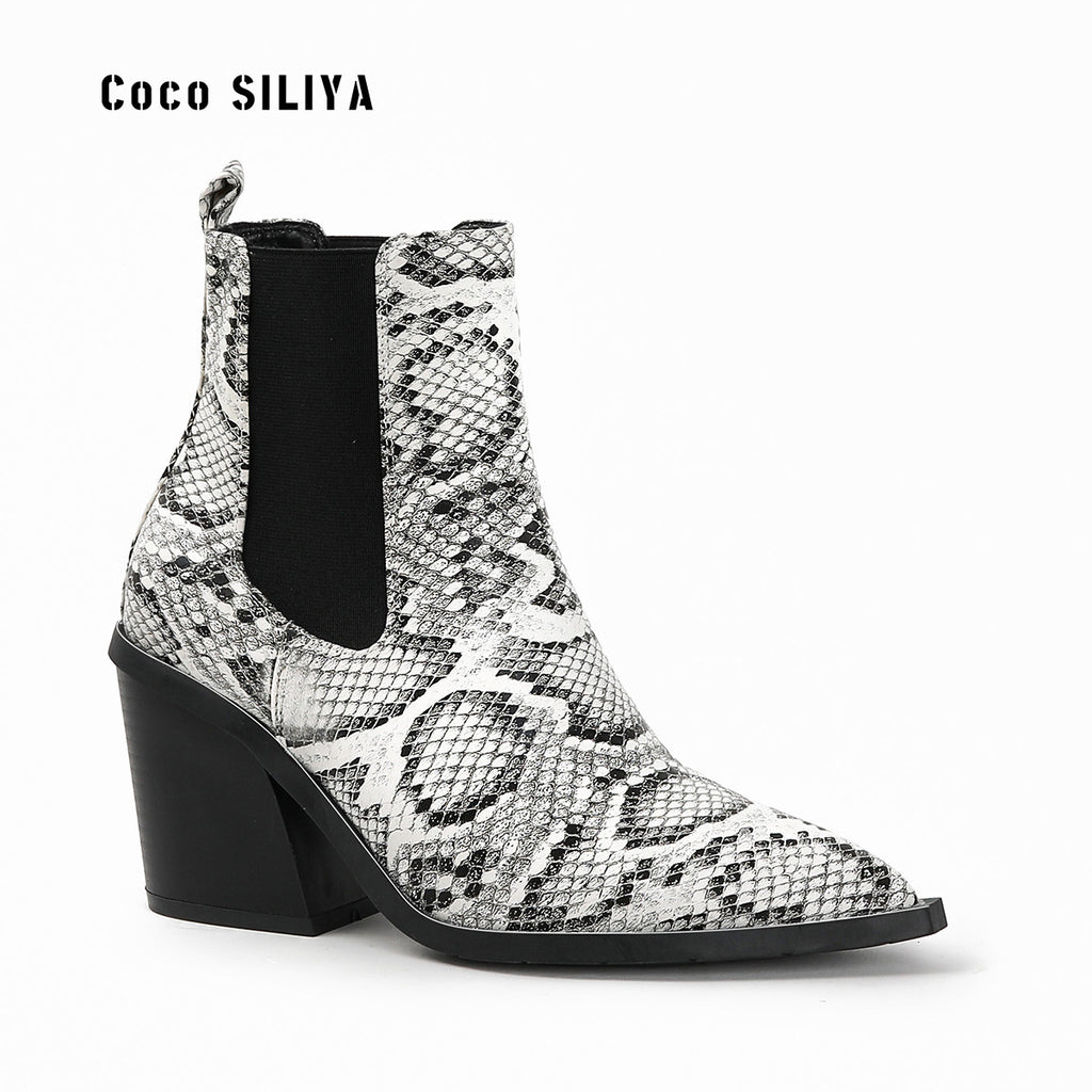 Women's Patterned Short Boots New Ankle Boots Autumn And Winter Thick Heels Pointed Toes Large Martin Boots