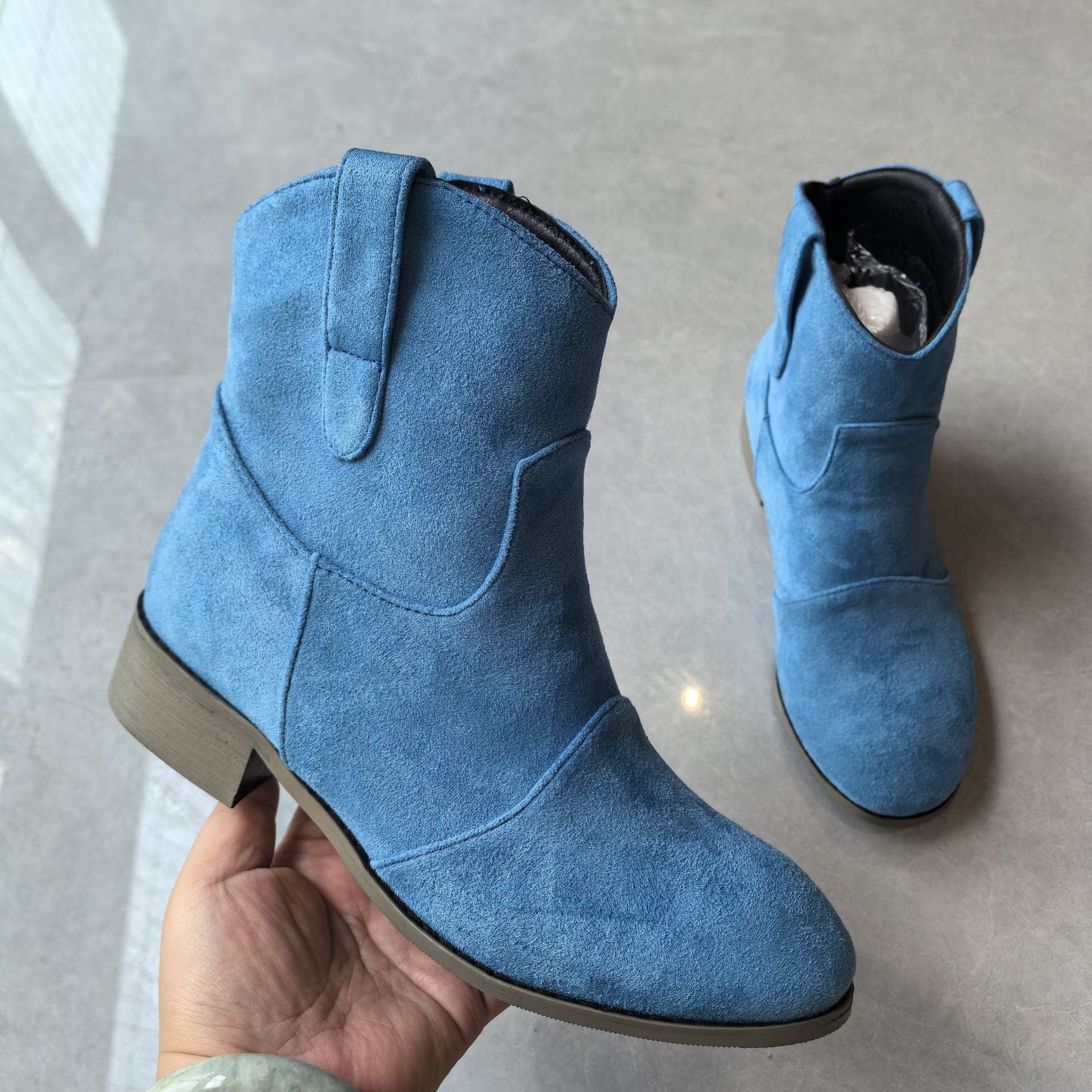 Comfortable low heeled oversized low cut women's boots