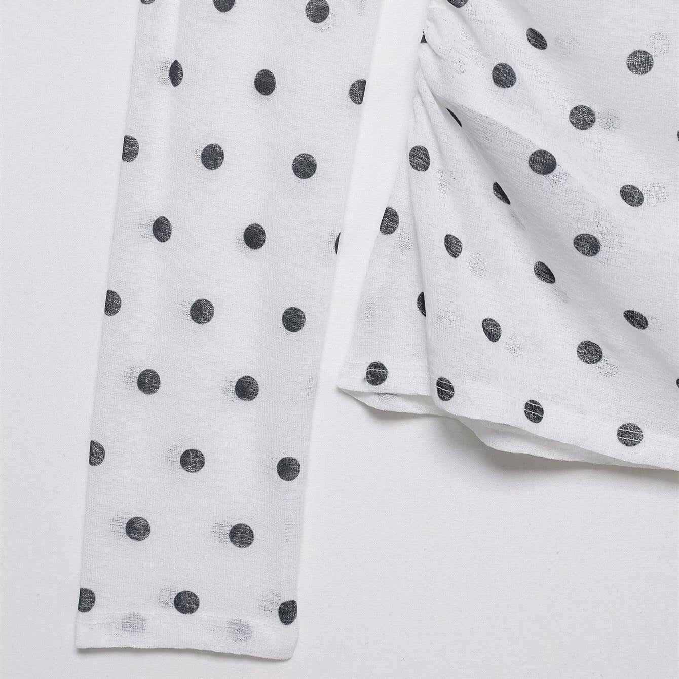 Sweet and Spicy Storm Point One Collar T-shirt