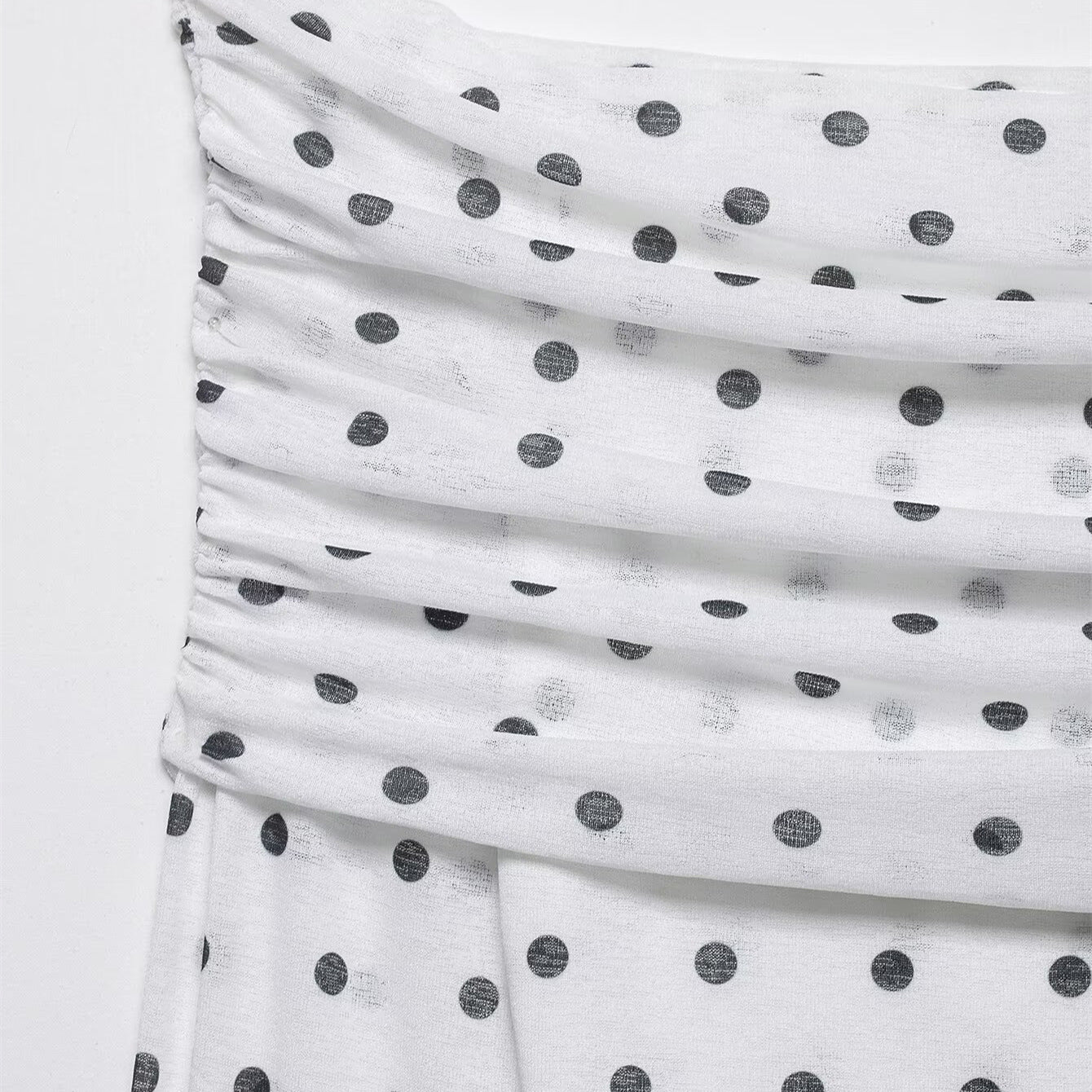 Sweet and Spicy Storm Point One Collar T-shirt